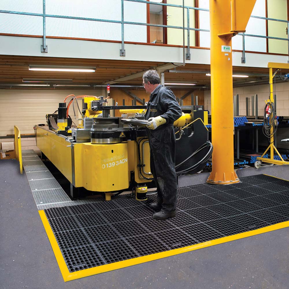 Rubber GreaseProof or GreaseResistant TractionEnhanced Solid Comfort